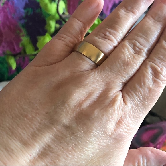 Men’s matte frosted titanium steel wide gold band ring NWT 9 - Picture 9 of 9